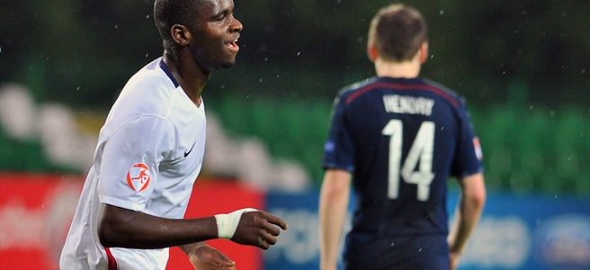 Odsonne Edouard Kini Berseragam PSG